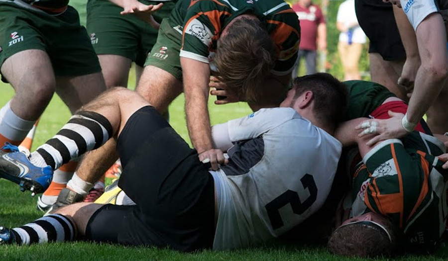 NEUE SPIELER VERSTÄRKEN DIE MANNSCHAFT